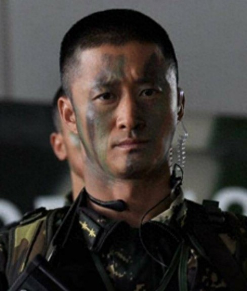 盘点男明星的寸头颜值，个个都是硬汉！看到最后一个我笑了