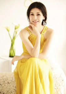 ​浙江美女童蕾：气质优雅甜美可人高清写真集（2）有一张剧中美照