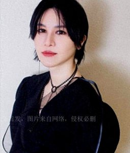 ​曾舜晞黑料满天飞，蒋佳恩抑郁症发作，其老板尚雯婕做了什么？