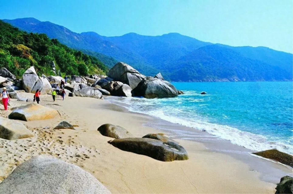 假期少得可怜？周末穿越深圳鹅公湾，看看大海，放松心情释放压力