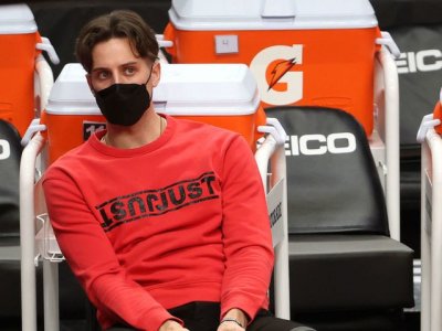 ​扎克-科林斯左脚再次骨折，将无限期休战