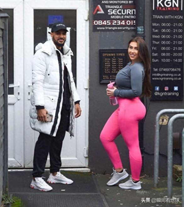 女星劳伦-古杰 网友：真的认不出来了，太美了