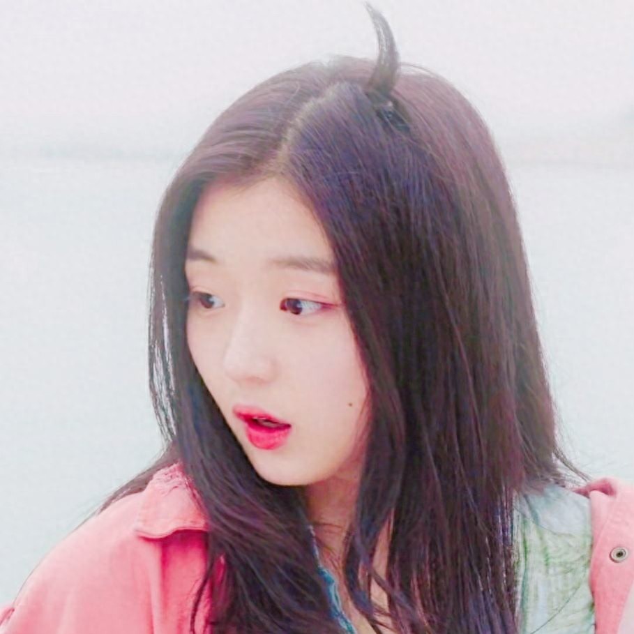 不知道什么意思的小美女孙千