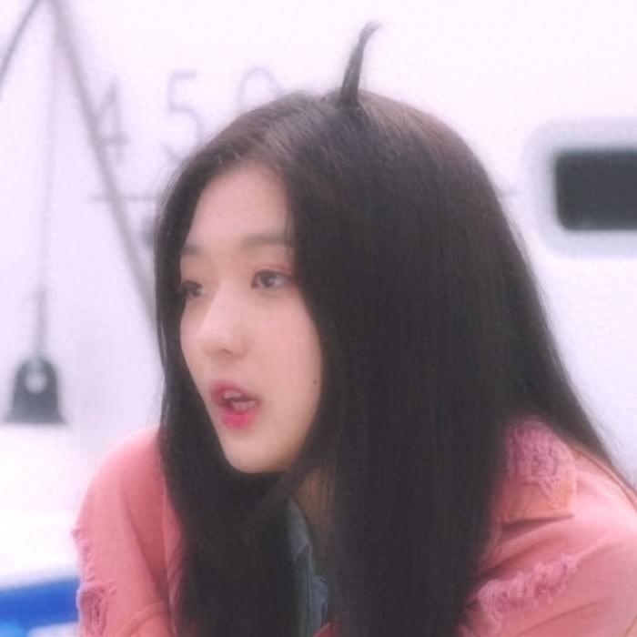 不知道什么意思的小美女孙千