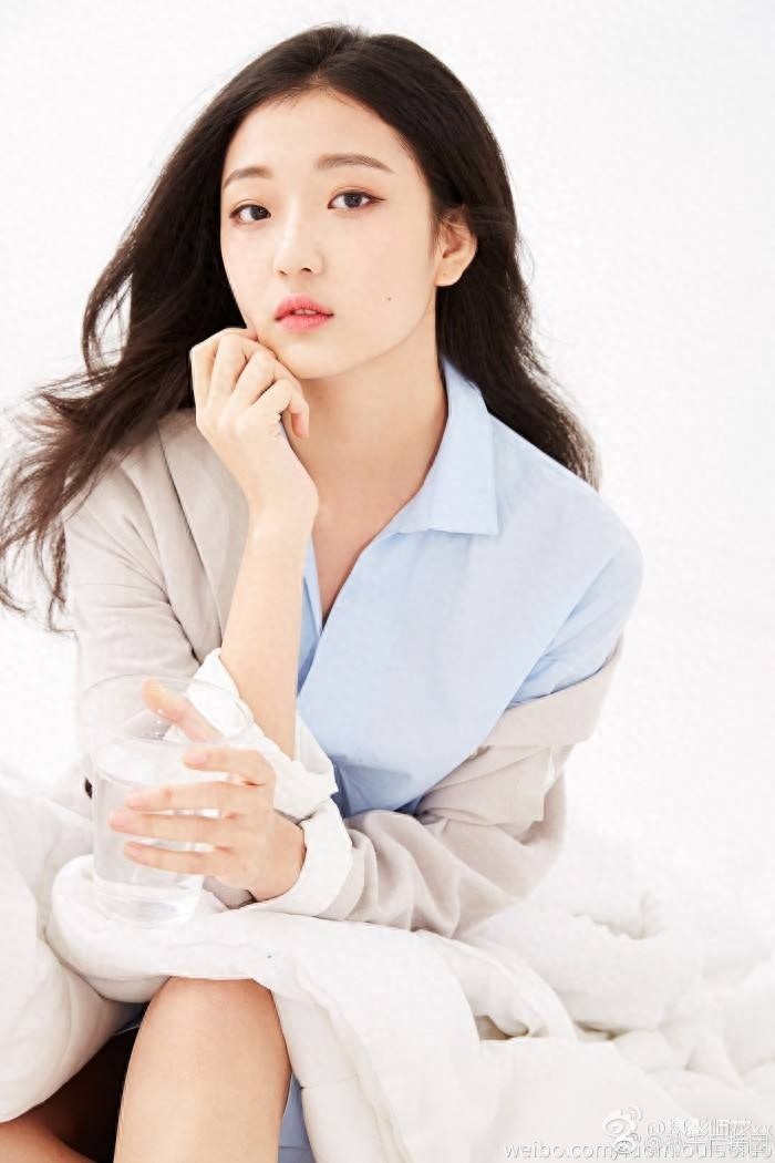 不知道什么意思的小美女孙千