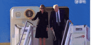 特朗普年轻时候生活（特朗普穿衣品味差）(70)