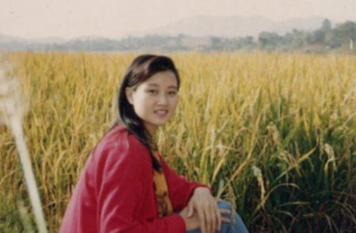 辣妹子宋祖英:与丈夫一见钟情,40岁高龄产子,如今幸福美满