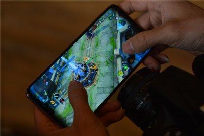 ​小米9游戏实测：性能强悍，堪称新一代手游神器