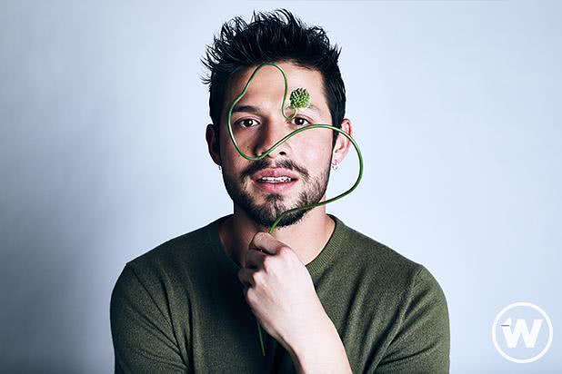 大卫·卡斯塔尼达个人资料写真作品