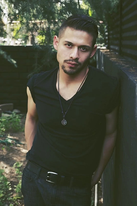 大卫·卡斯塔尼达个人资料写真作品