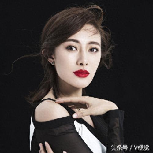 端木崇慧,出生于哈尔滨市,毕业于北京电影学院,中国内地女演员