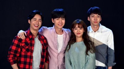 ​电影版《奶酪陷阱》的女主角吴涟序比“洪雪”阳光