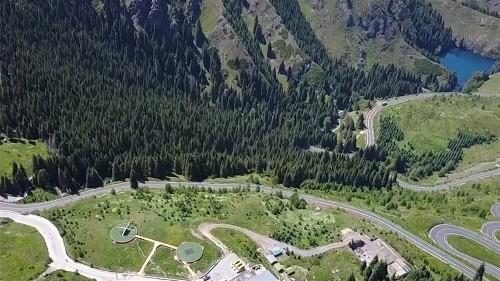 新疆这个地方，霸气承包了中国一半的美，被叫做“塞外江南”！