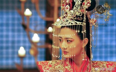 ​徐璐发微博被乔任梁粉丝骂婊子！网友：乔任梁死了！喜欢就去陪葬