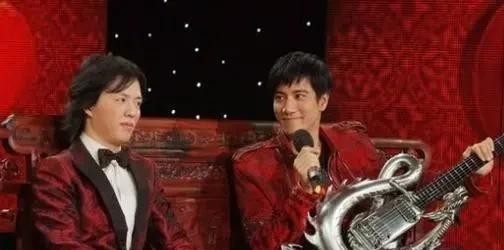 刘谦为什么突然变老(45岁刘谦近照曝光)