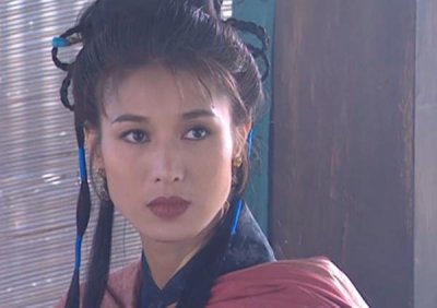 ​22年前凭借“扈三娘”一角成名，如今54岁的郑爽容颜未改单身未嫁