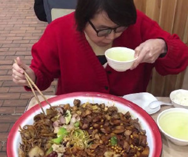 浪味仙大胃王从来没有催吐过 恐怕肠胃撑不到四十岁