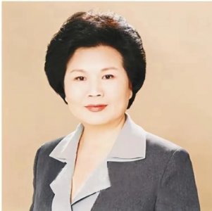 ​邢质斌：34岁成央视主持人，罗京去世后她退隐，一场误会引风波