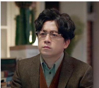 ​曾经帅得惊天动地，如今脸僵似蜡像，这几位中年男星越活越走样了