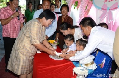 ​泰国3岁龙凤胎举办婚礼，驱厄运保平安