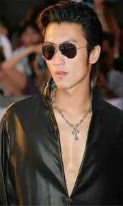 ​谢霆锋《黄种人》：唱响亚洲骄傲，点燃内心火焰