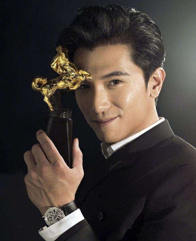 邱泽：演过配角，拿过影帝，却因感情被骂