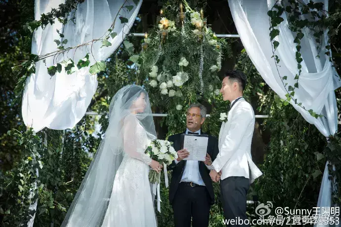 萧亚轩的前男友（萧亚轩的感情生活史）