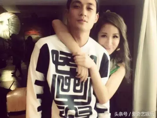 萧亚轩的前男友（萧亚轩的感情生活史）