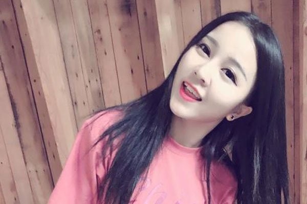 抖音惠子ssica陌陌个人资料 40个舞蹈就圈粉500万