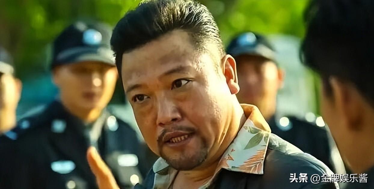 贾冰的演技突飞猛进!岳云鹏却在电影里表演相声剧