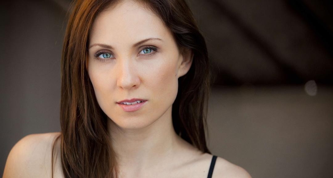 亚历克西斯·肯德拉个人资料写真作品