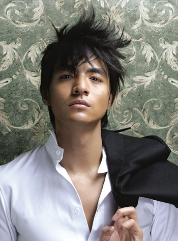 李学庆身高年龄多大出柜了吗 全员加速中猎人李学庆个人资料微博大鸟照