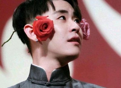 ​当年郭德纲怒砸300万救下瘸腿的张云雷，如今张云雷忘恩负义？