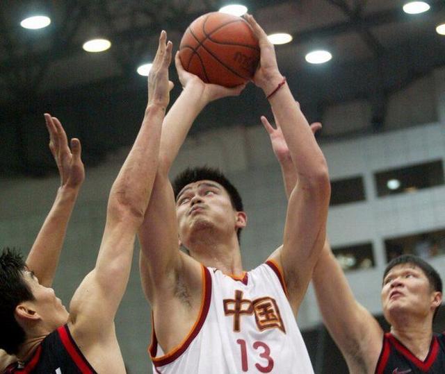 姚明单场怒砍30分（盘点中韩恩怨史）(6)