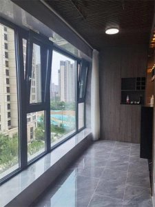 ​如何选择优质的封阳台材料