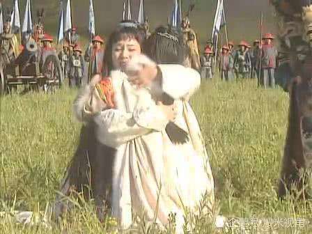 《康熙王朝》中蓝齐儿为何背离大清也要死心搭地跟随仇人葛尔丹？