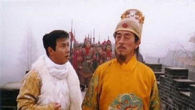 《盗墓笔记》中的沈万三富可敌国，为何将陵墓建在水下？