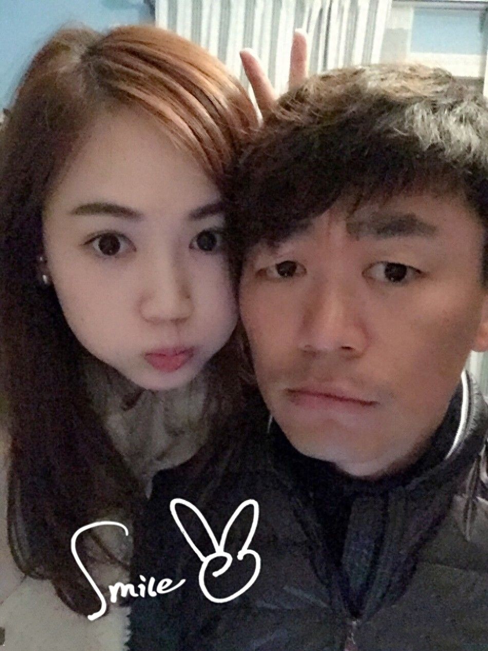 王宝强和马蓉在一起的生活照 这些自拍照 看上去挺甜蜜的