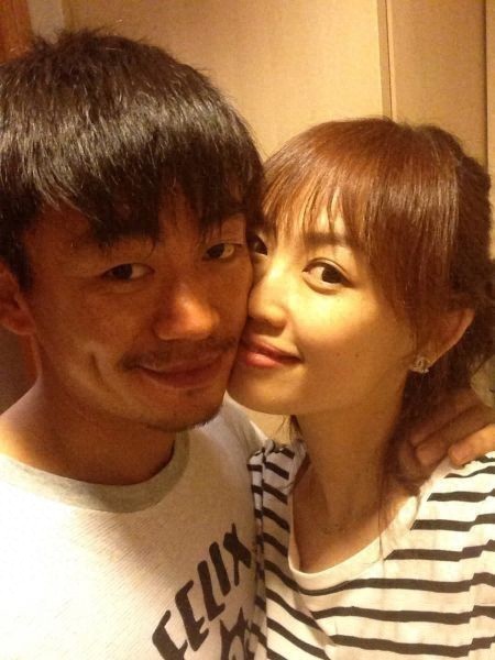 王宝强和马蓉在一起的生活照 这些自拍照 看上去挺甜蜜的