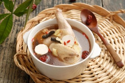 ​家常炖盅菜谱大全：别样的温暖与滋养