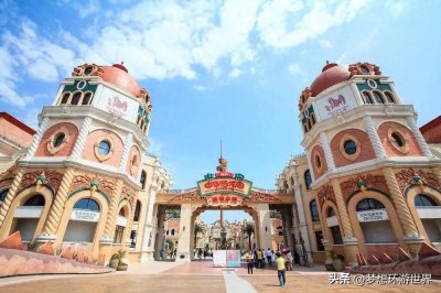 ​占地550亩的中华恐龙园，大人小孩都能玩，就在江苏常州