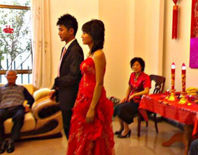 主持人朱丹的历任男友:朱丹前夫离婚后当上总裁(5)