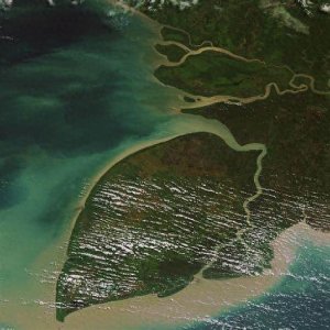 ​全球面积最大的一百座岛屿（第67）——约斯·苏达索岛