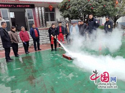 ​湖南永顺松柏镇：抓好平安建设助力乡村振兴