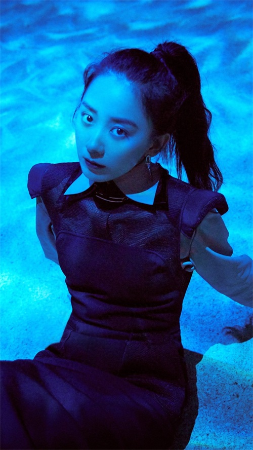 朱颜曼滋写真手机壁纸