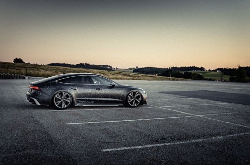 独特黑色钻石哑光涂装 奥迪RS 7改装版车型曝光 最大功率707kW