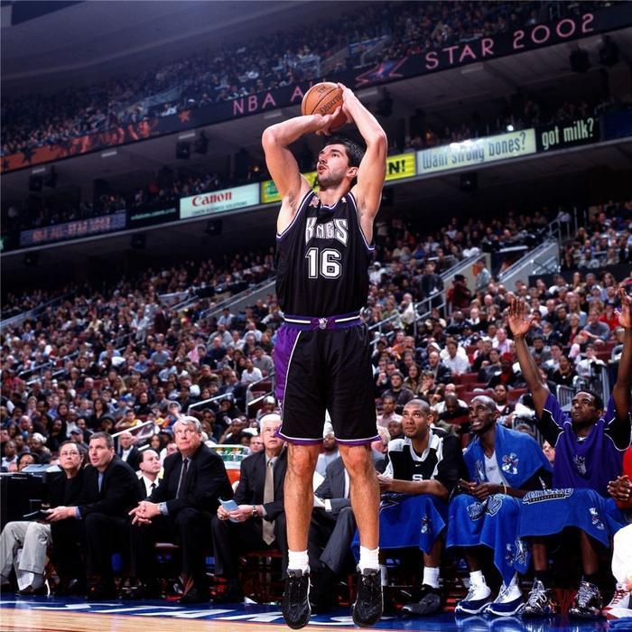 96年NBA选秀重排:状元秀毋庸置疑,落选秀升至第六顺位