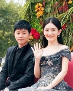 ​张杰跟谢娜的爱情，真没事儿，依然甜得让人羡慕！