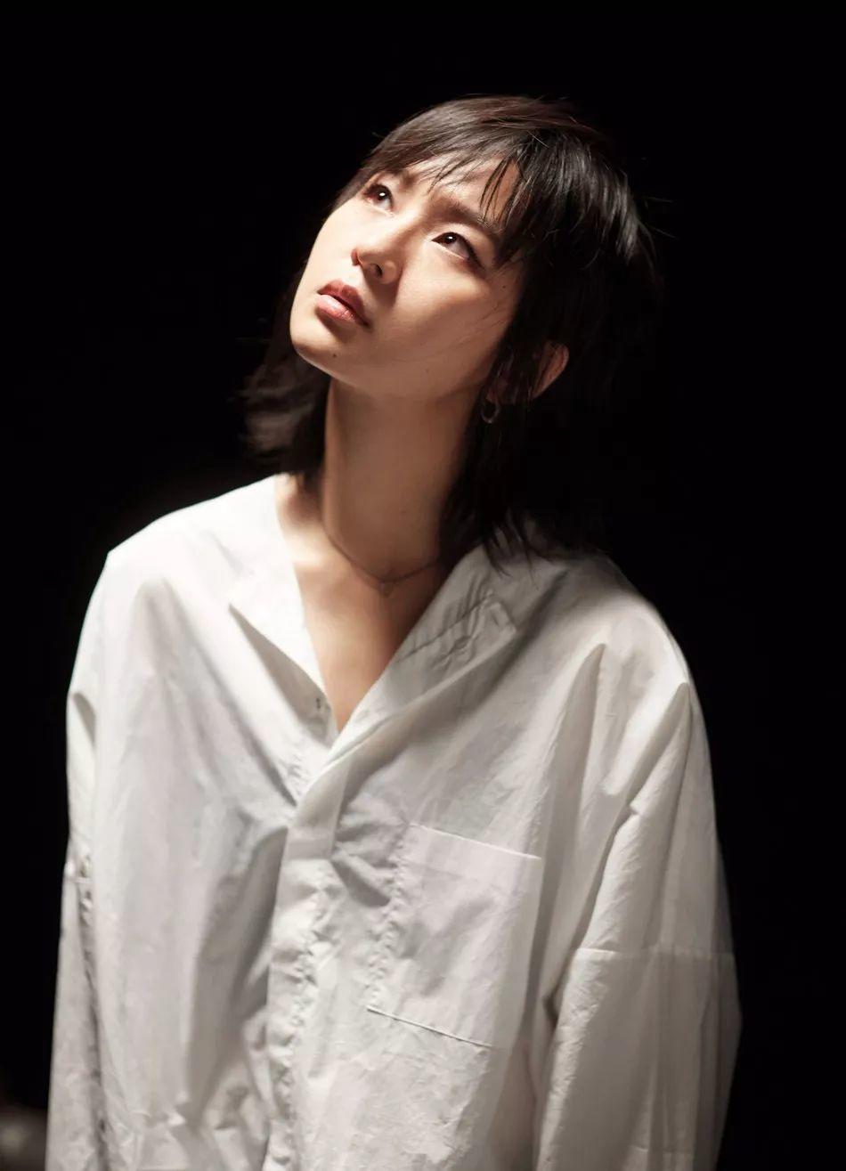 “超女”里人缘最好的歌手周笔畅，十年磨一剑，一朝试锋芒