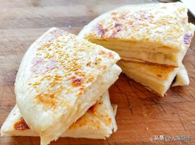 ​发面饼怎么烙饼又软又好吃层多（又香又脆发面饼的家常做法）